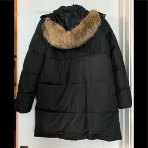NEVER WORN Hooded Puffer Jacket